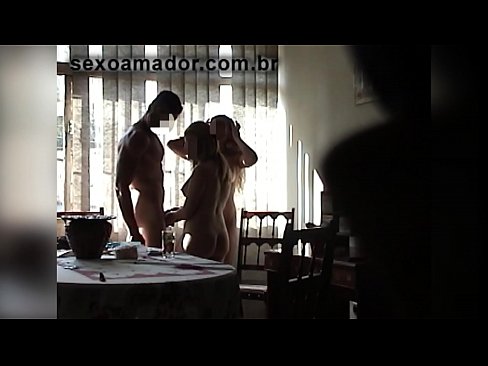 ❤️ Le amiche del sesso invitano un uomo gigante e una cosa a tre con lui ❤️❌ Porno belloal it.ttsex.ru ❌