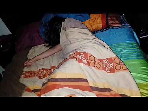 ❤️ Figliastro che rimprovera la sua giovane matrigna mentre lei dorme ❤️❌ Porno belloal it.ttsex.ru ❌